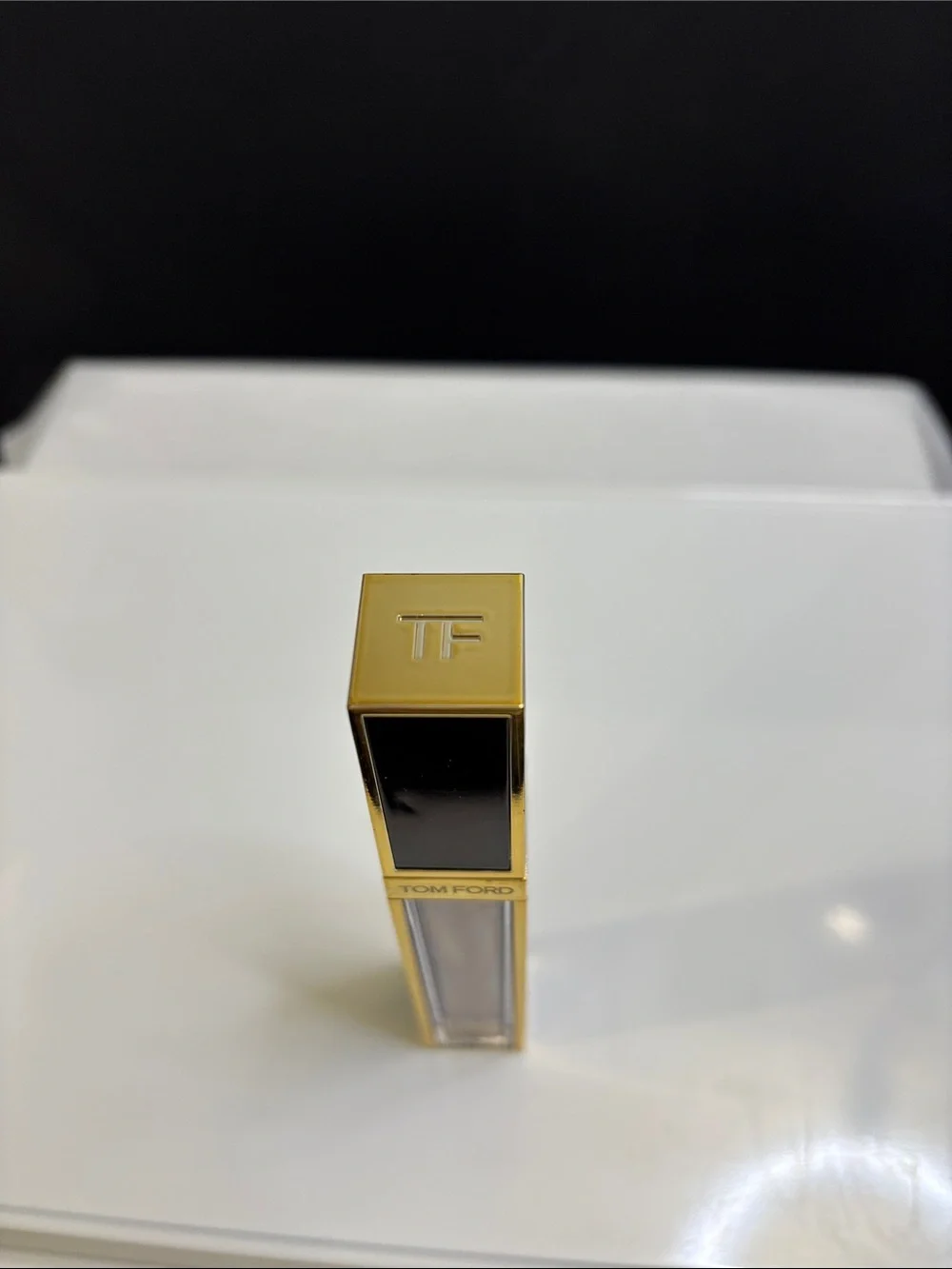 Tom Ford Shade & Illuminate Concealer 4W1 Sand